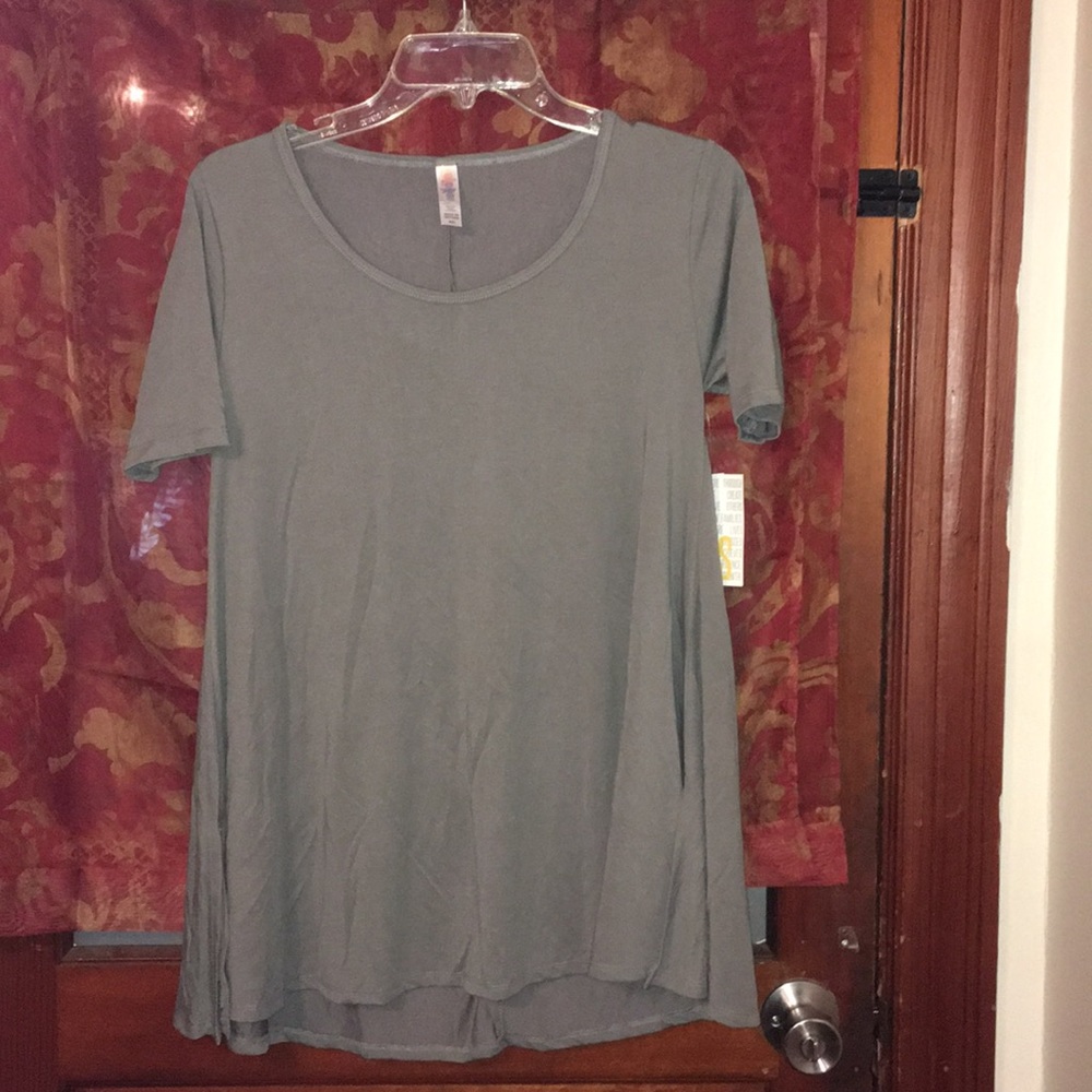 Light gray (solid) Lularoe Perfect T